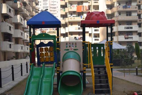 Children's play area royale-phase-1-towers-a-keshav-b-gokul-csc Children's play area