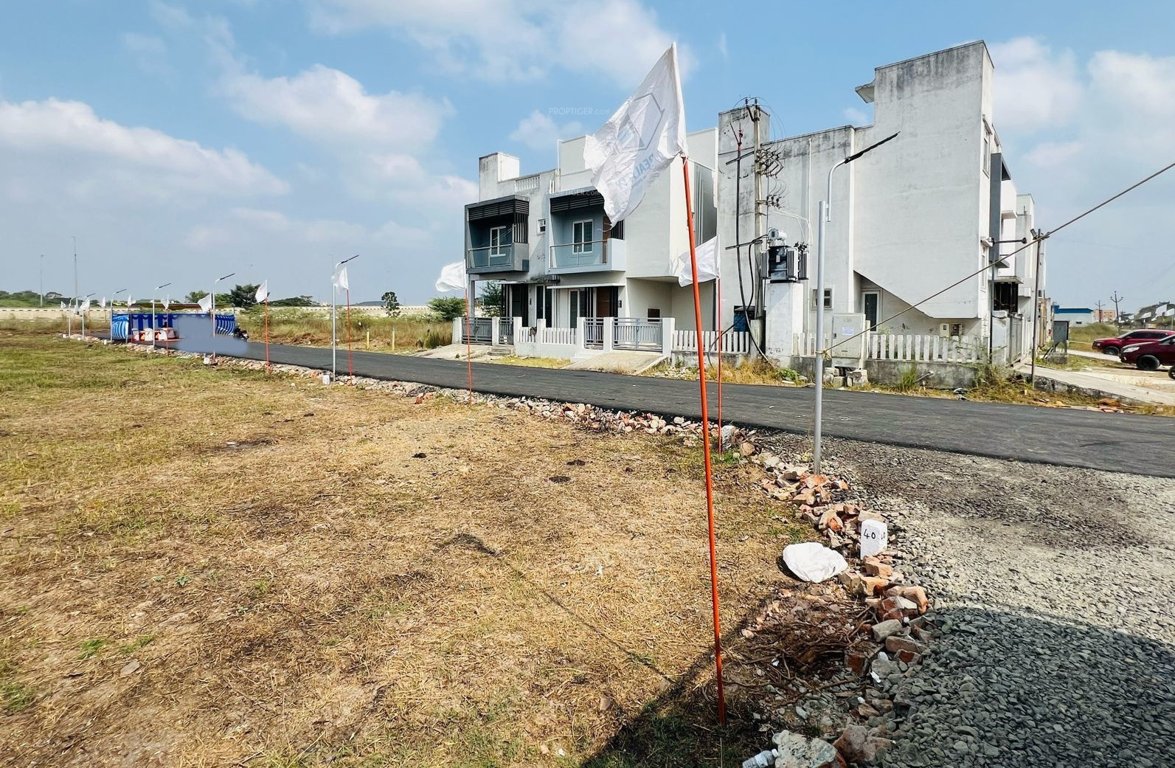  doctors ashville garden Internal Roads & Footpaths