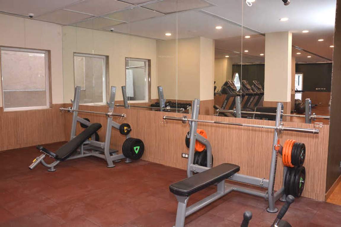  the golden palms tower a b l m n Gymnasium