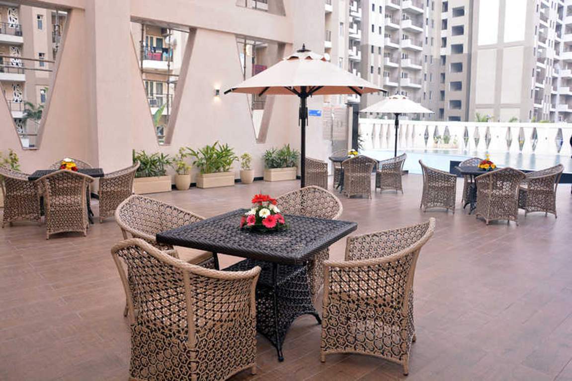  the golden palms tower a b l m n Others