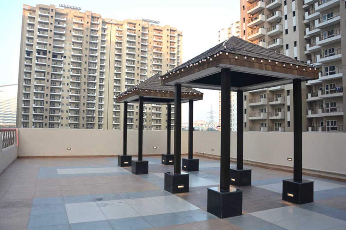  the golden palms tower a b l m n Others