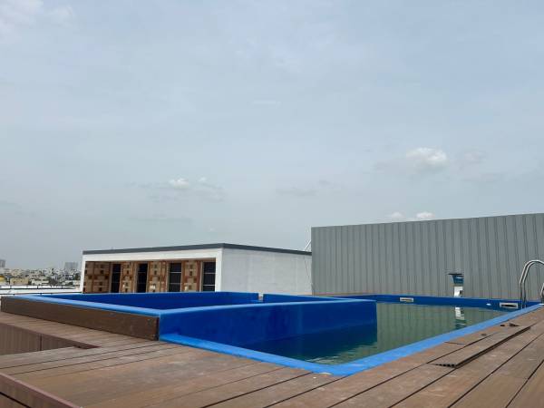  superior Swimming Pool