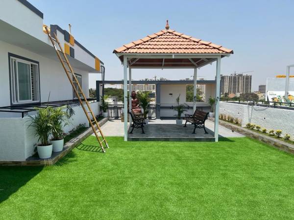  superior Terrace Garden