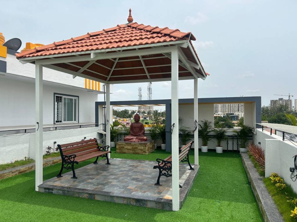  superior Terrace Garden