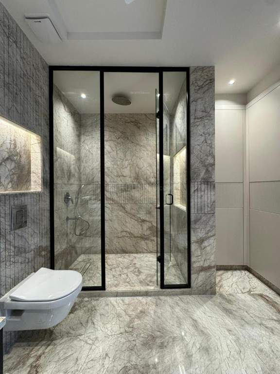  homes floors 7 Bathroom