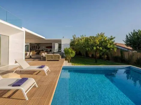  avanti Swimming Pool