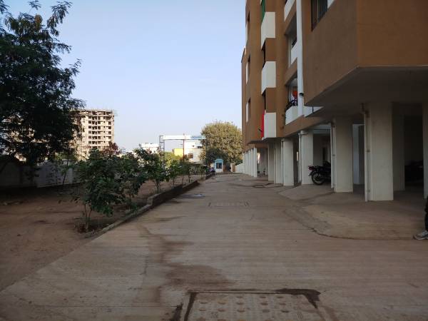 amenities of Dreams Rakshak