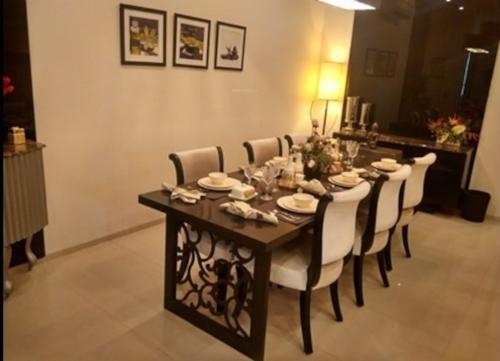  arista-phase-1-tower-1-2-3-4-6-10 Dining Area