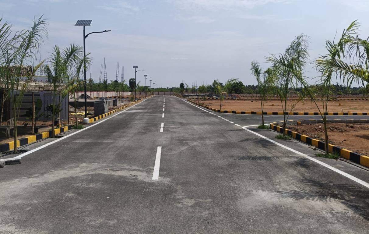  lush springs Internal Roads & Footpaths