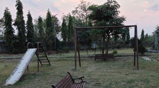 nand yashoda highrrise Children's play area