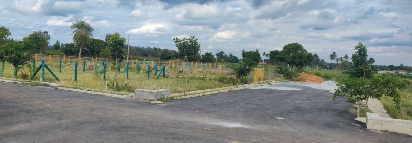  vaibhav upavan Internal Roads & Footpaths