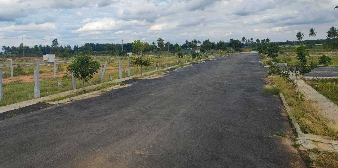  vaibhav upavan Internal Roads & Footpaths