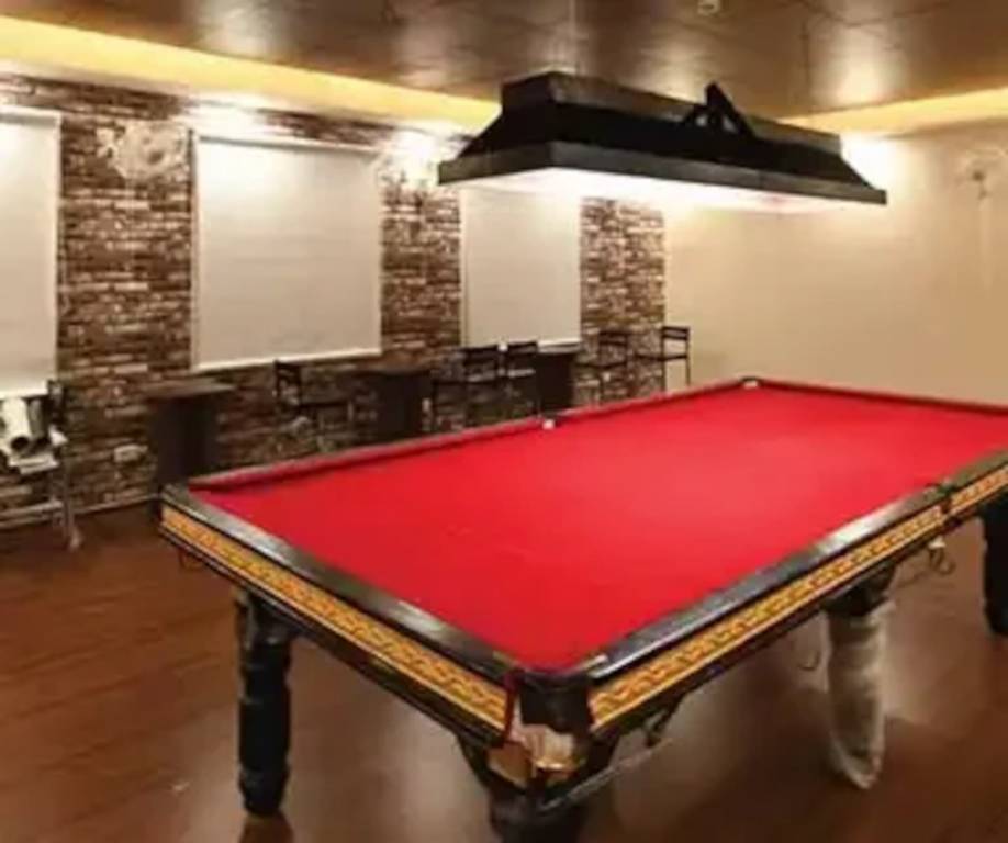  crimson Indoor Games