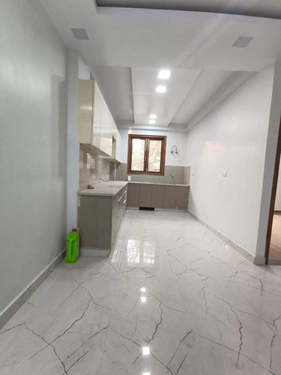 platinum floors 200 sq yard Living Area