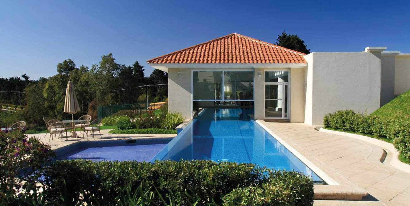  namrata weekender country songs Swimming Pool