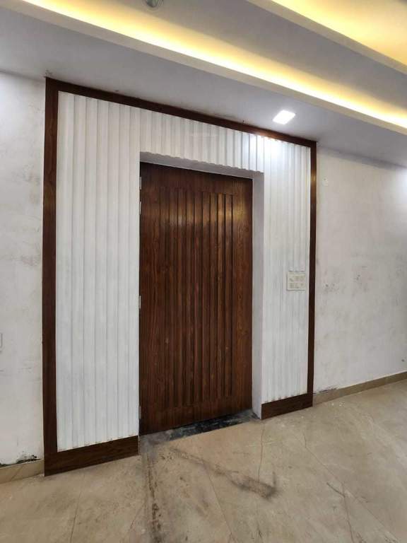  rich elegant floors 472 sq yard Bedroom