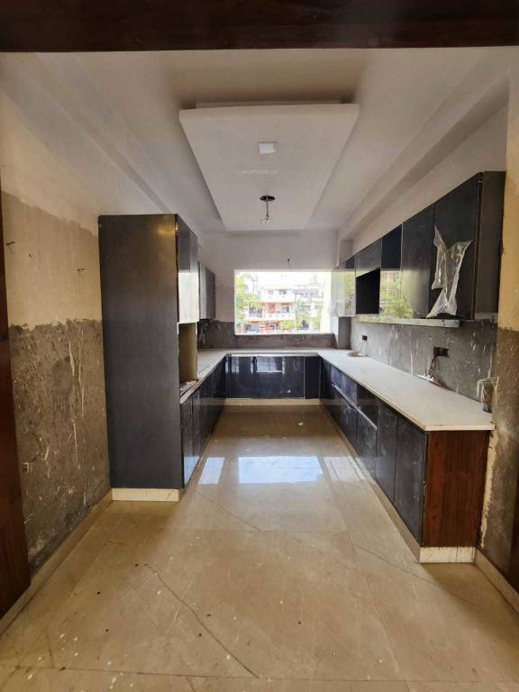  rich elegant floors 472 sq yard Kitchen