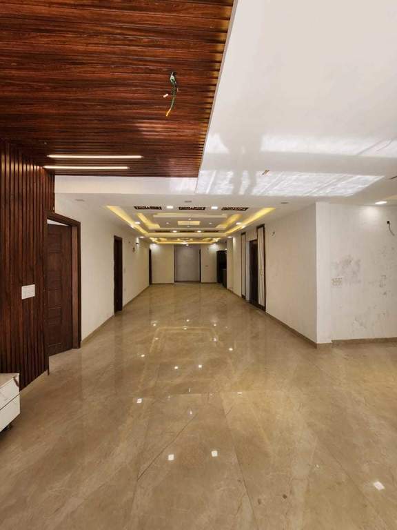  rich elegant floors 472 sq yard Living Area