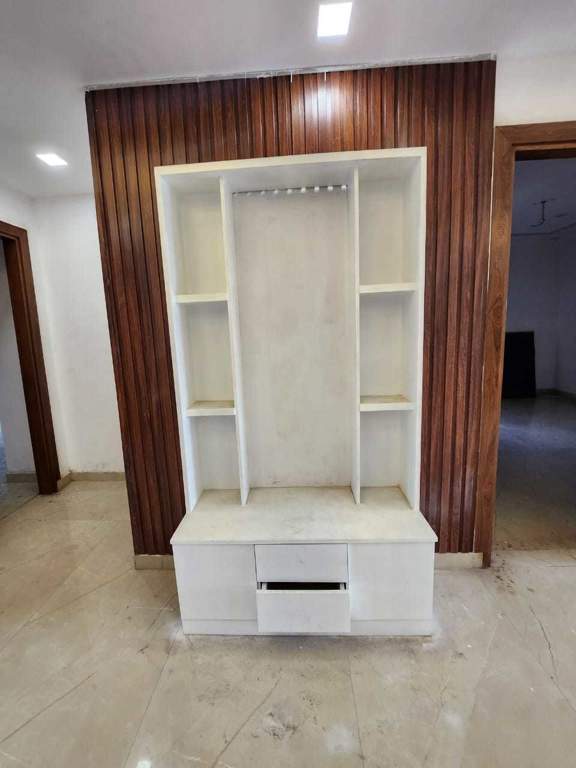  rich elegant floors 472 sq yard Living Area