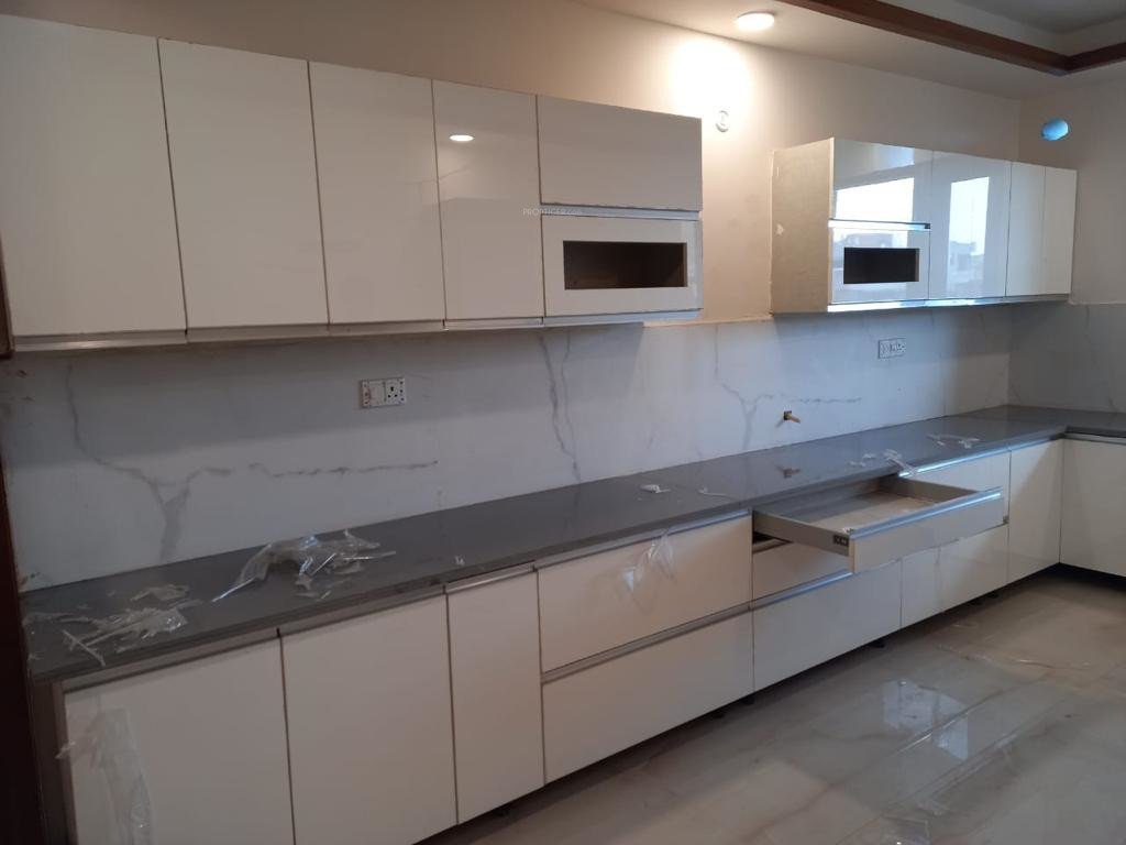 elegant floors 400 sq yard Kitchen