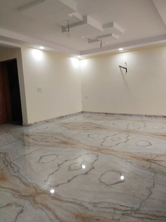 floors 350 sq yard Bedroom