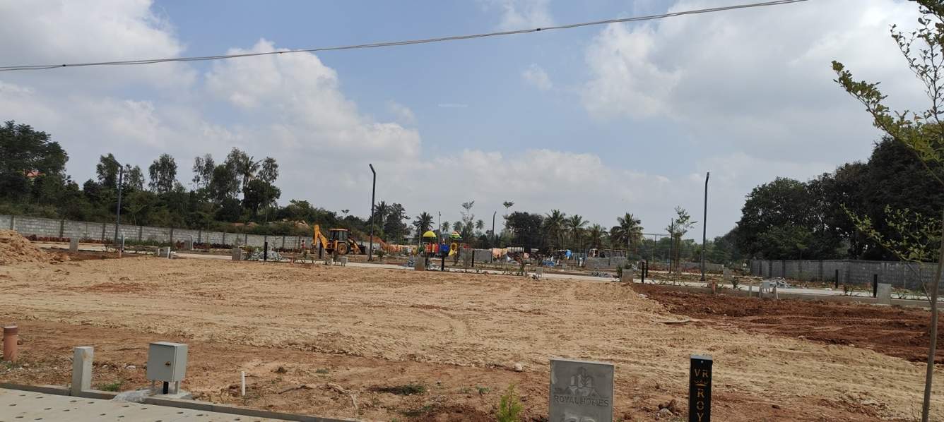  vr royal homes Plot