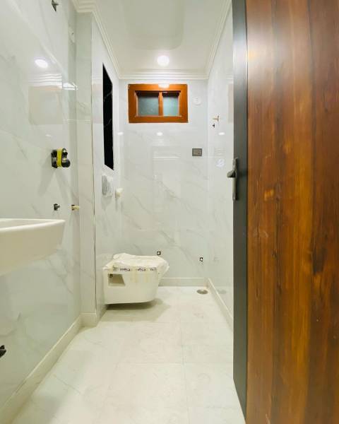  lavish-homes Bathroom