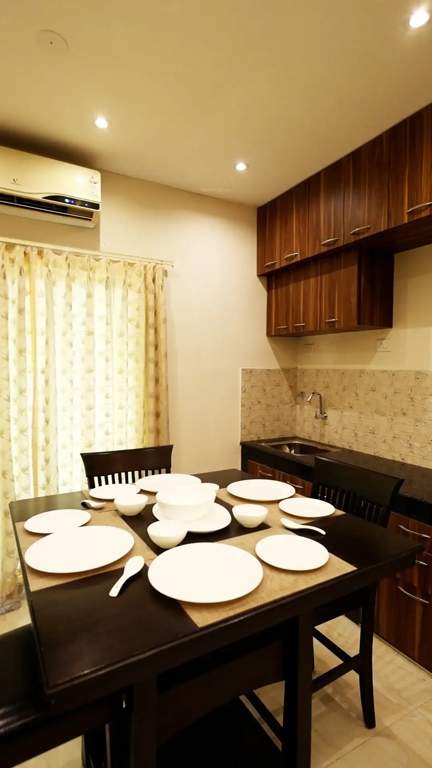  dream world city precinct i Dining Area