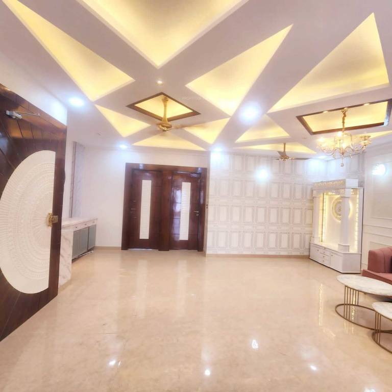 luxury floors 303 sq yard