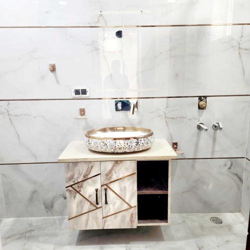  luxury-floors-303-sq-yard Bathroom