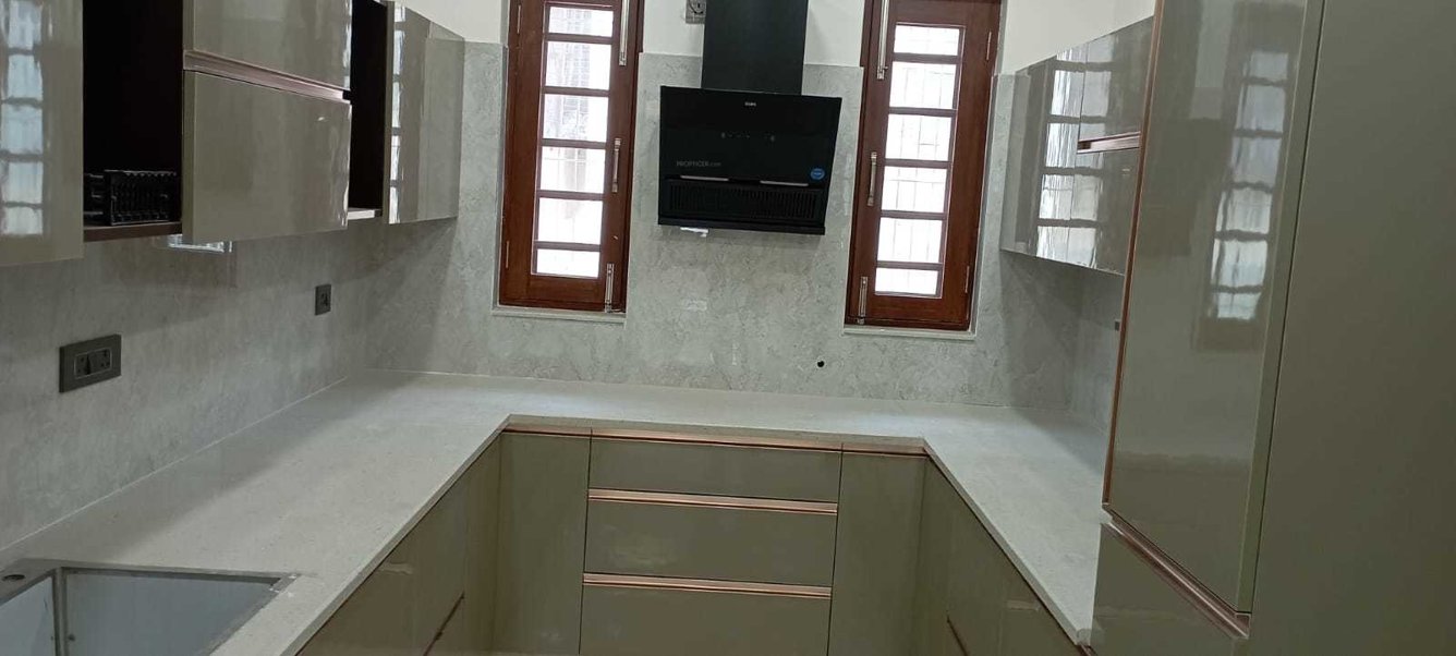  modern floors 303 sq yard Kitchen