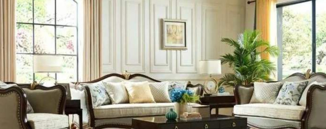  the courtyard Living Area