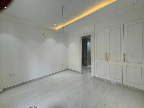  luxury-floors-275-sq-yard Living Area