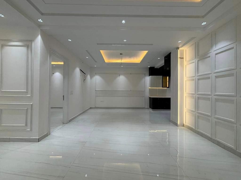 luxury floors 275 sq yard Living Area