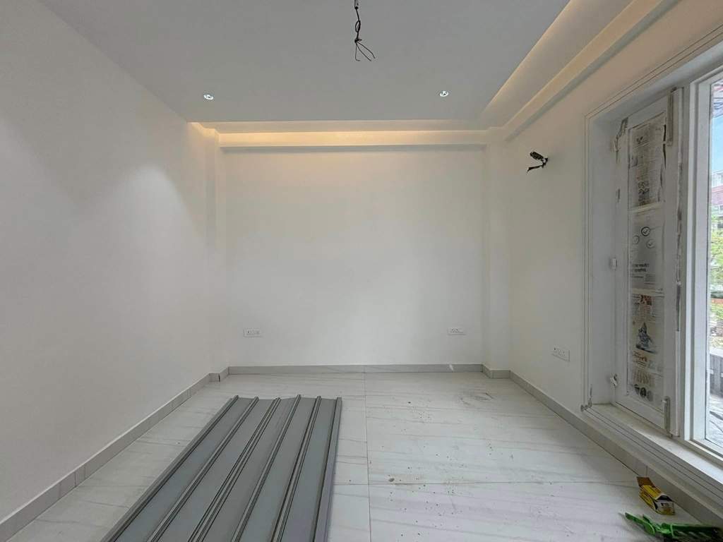 luxury floors 275 sq yard Living Area