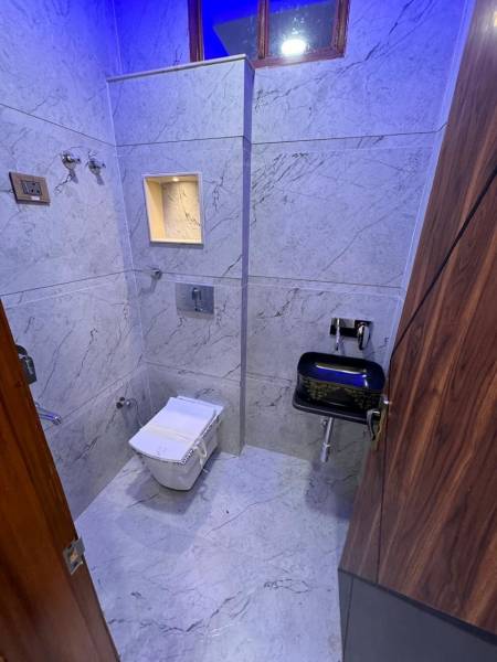 Bathroom luxury-homes Bathroom