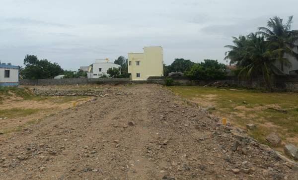  ecr-plots Internal Roads & Footpaths