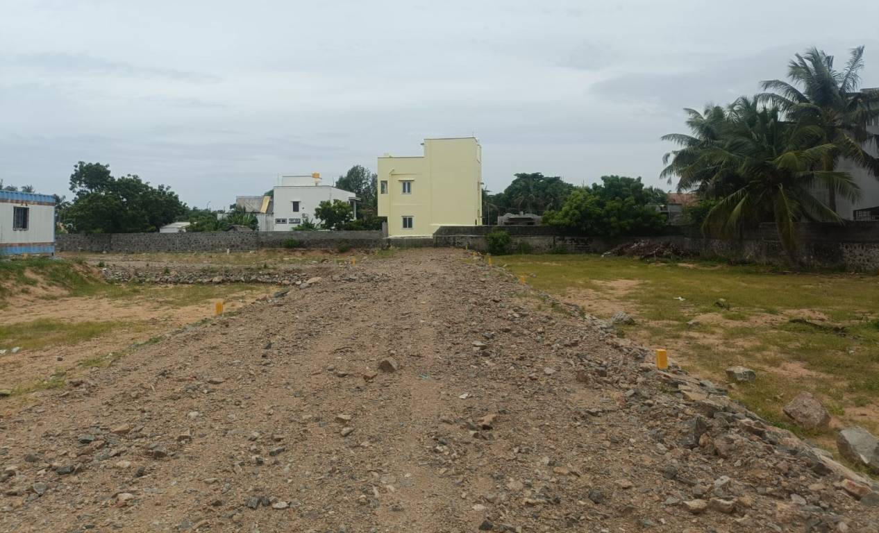  ecr plots Internal Roads & Footpaths
