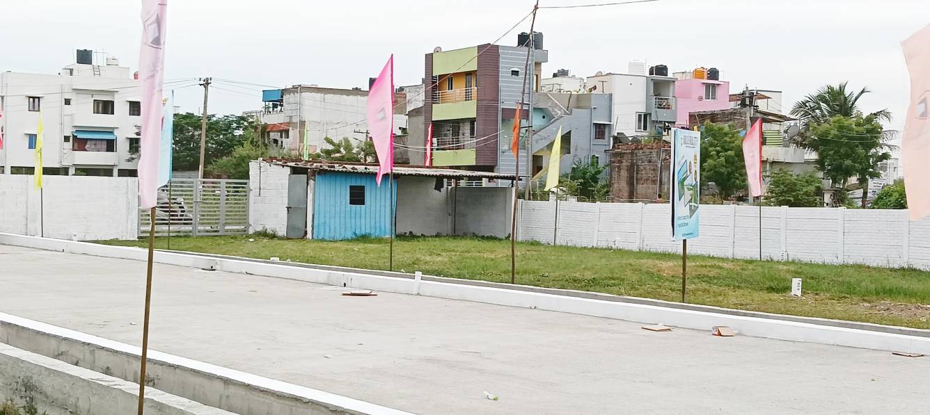  akan avenue phase iii and iv Plot