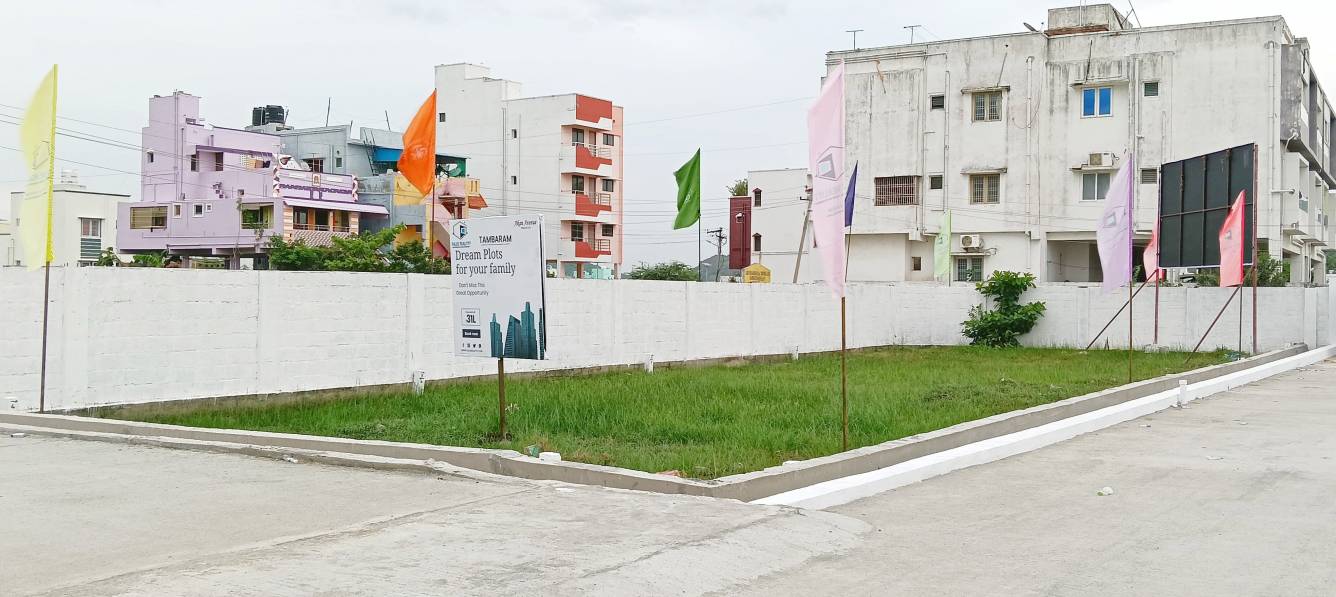  akan avenue phase iii and iv Plot