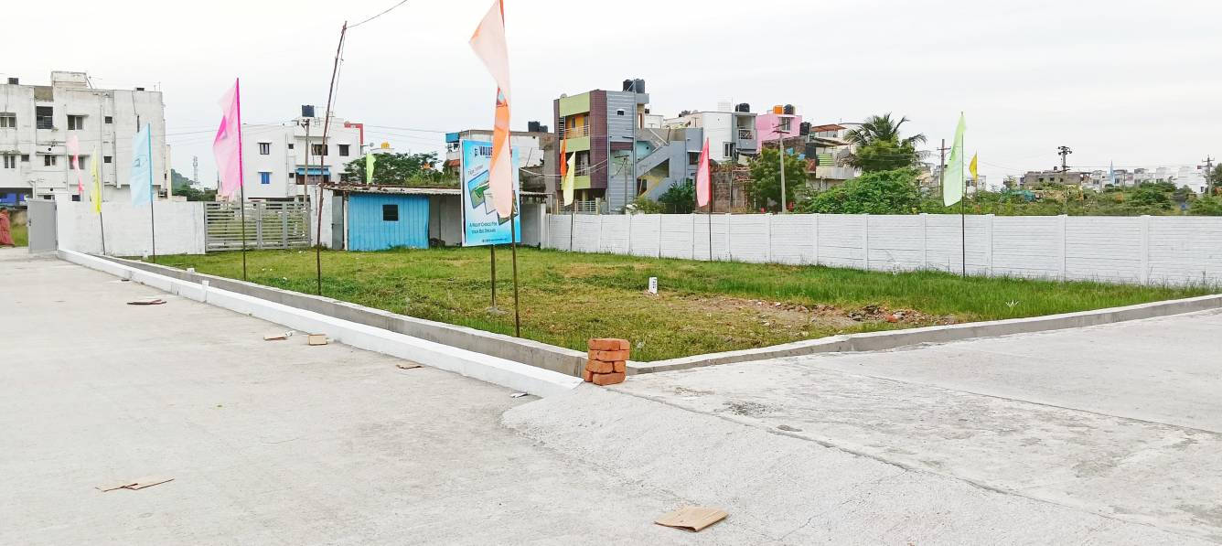  akan avenue phase iii and iv Plot