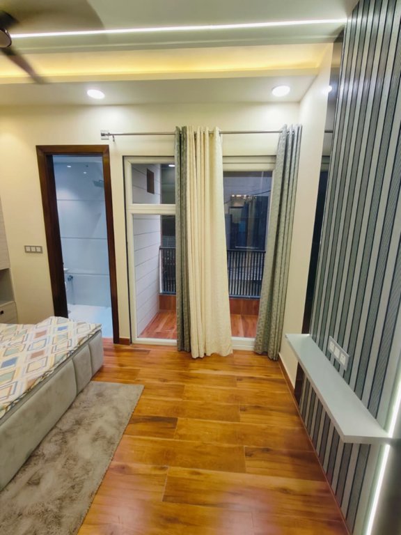  metro view floors Living Area