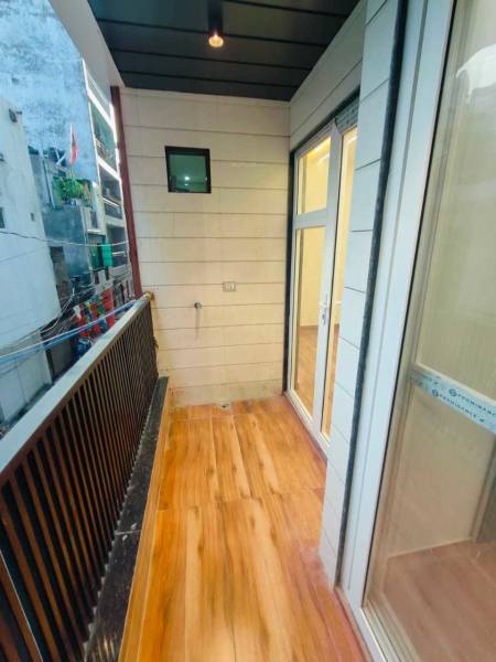  affordable-floors Balcony