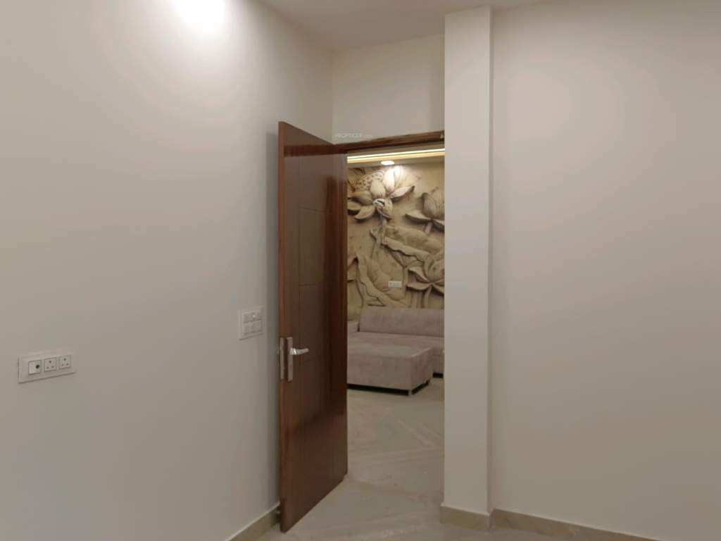  unik homes sector 22 Living Area