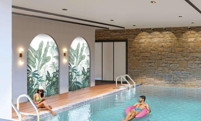  the strand Swimming Pool