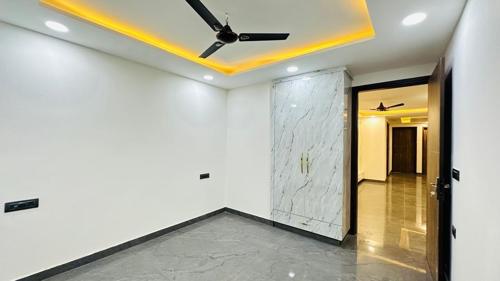  housing-reality-apartment Living Area