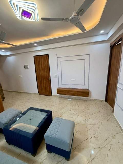  krystal heights Living Area