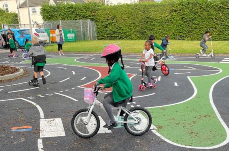  saffron 360 Children's play area