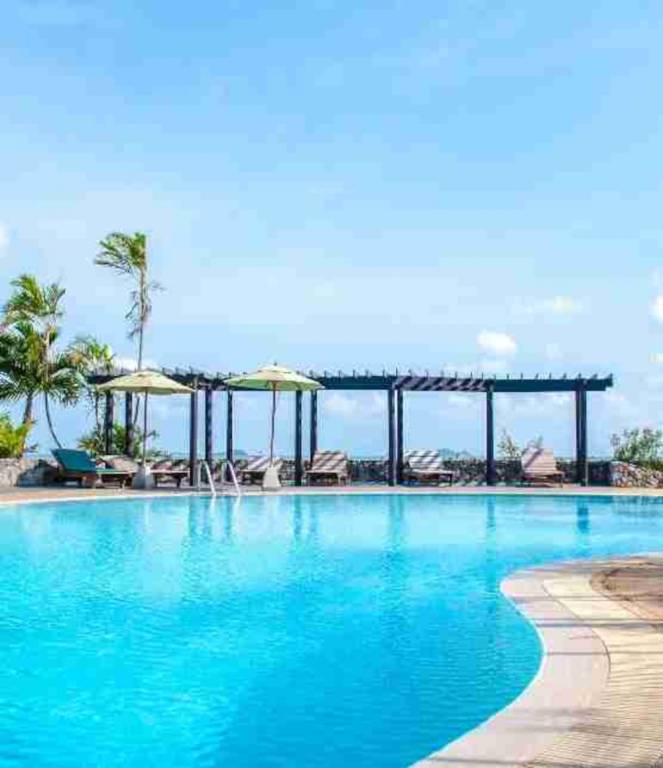  sarvome gokulam Swimming Pool