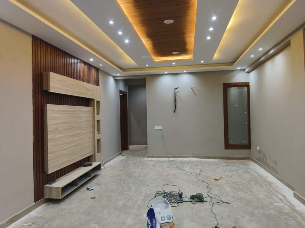  luxury floors 275 yd Living Area